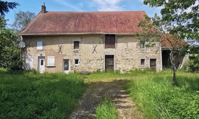 Alligny-Cosne House | Country house 15 minutes from the Loire in the Sancerre wine region