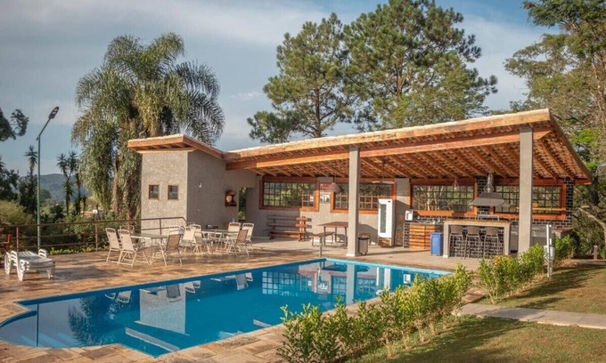 Santana de Parnaiba Cottage | Country house 25min from Sp, full of nature and leisure for your family!