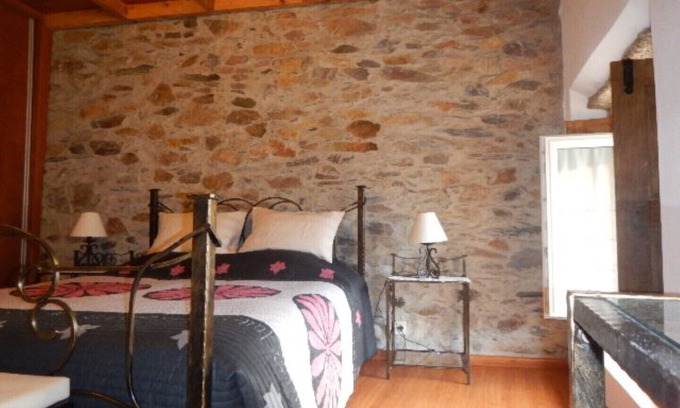 Vimioso Cottage | Country house 5 minutes from Vimioso, surrounded by nature