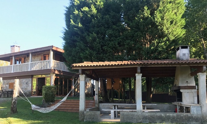 Ponteareas House | COUNTRY HOUSE A LEIRA