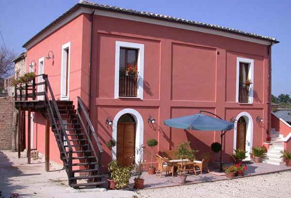 Casalincontrada House | Country House Agriturismo Ciuccunit
