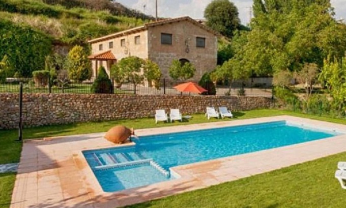 Ciudad Rodrigo House | Country House 'Casa Rural El Manantial' with Mountain View, Private Pool and Private Terrace