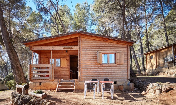 Hornos House | Country House 'Cabaña 1' with Mountain View, Shared Pool and Air Conditioning