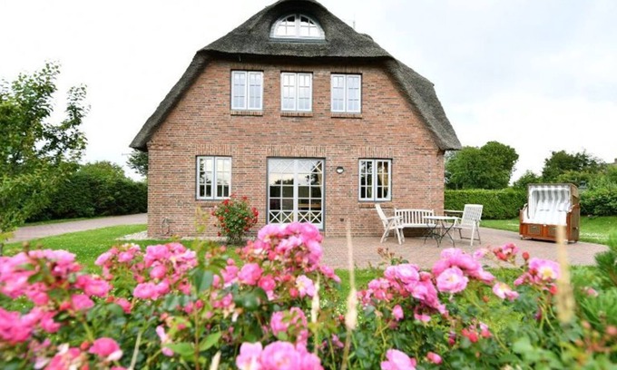Borgsum Apartment | Country house Campe