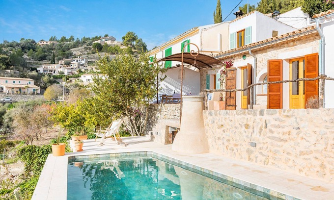 Galilea Villa | Country House 'Can Titina' with Sea View, Private Pool and Wi-Fi