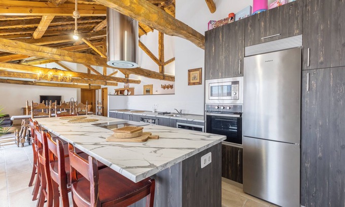 Santa Maria la Real de Nieva House | Country House 'Casa Damajuana' with Private Pool, Private Terrace and Wi-Fi