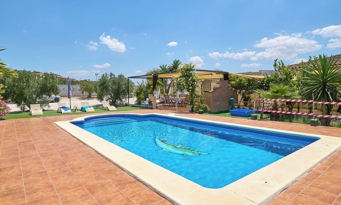Baena House | Country House 'Casa Rural La Brisa' with Mountain View, Private Pool and Air Conditioning