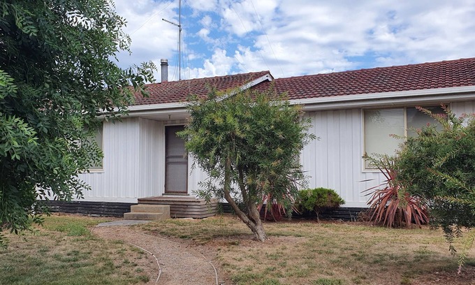 Simpson House | Country house close to Great Ocean Rd