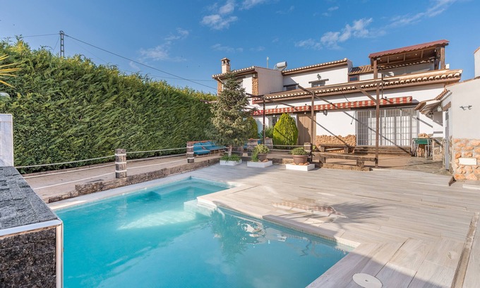 Las Molineras House | Country House 'Cortijo Pinsapo' with Mountain View, Wi-Fi and Air Conditioning