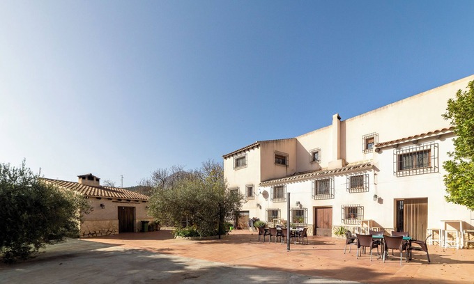 Velez-Blanco House | Country House 'Cortijo Álamo 2 De Vélez' with Mountain View, Private Pool and Wi-Fi