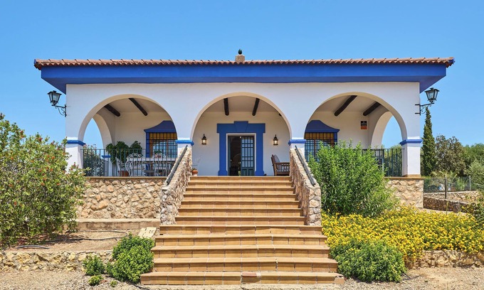 Hornachuelos House | Country House 'El Mirador' with Mountain View, Wi-Fi and Air Conditioning