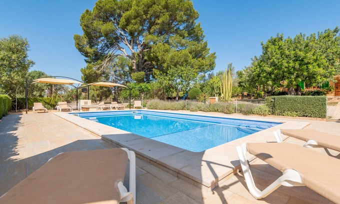 Binissalem Villa | Country House "Els Garroverets" with Private Pool & Wi-Fi