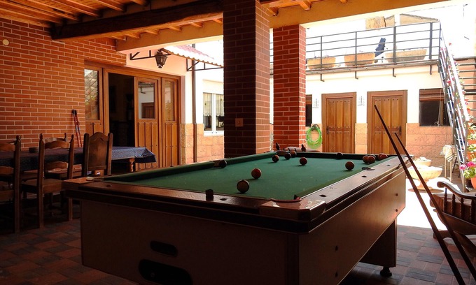 Cimanes del Tejar House | Country House 'El Capricho Del Tejar' with Shared Pool, Private Terrace and Wi-Fi