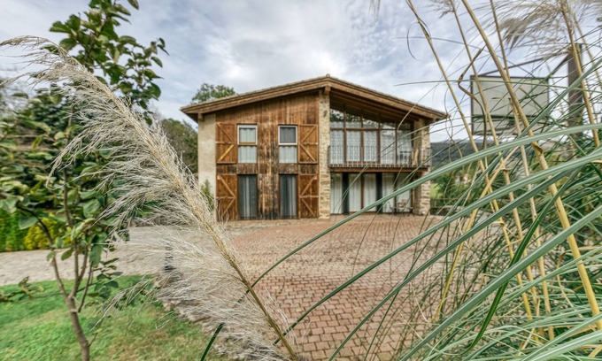 Santa Margarida de Bianya House | Country House 'El Paller' with Mountain View, Shared Pool and Wi-Fi