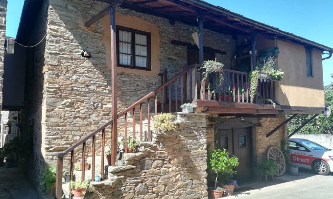 Rimor House | COUNTRY HOUSE in EL BIERZO very close to Ponferrada and Las Medulas