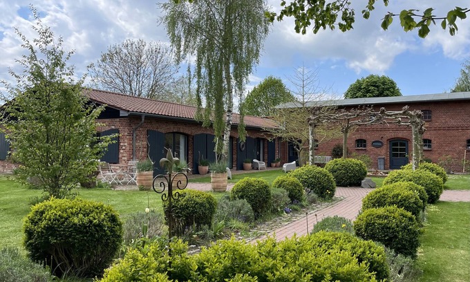 Saal Cottage | Country House 'Hof Himmelgrün' with Large Garden and Wi-Fi