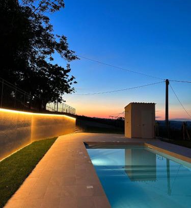 Monte Vidon Combatte Villa | Country House "I luoghi dell' anima"con piscina e giardino