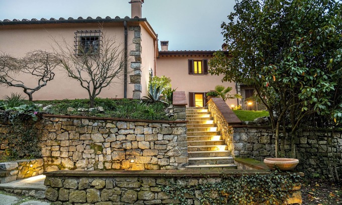 Prato House | Country House "IL CERRO"