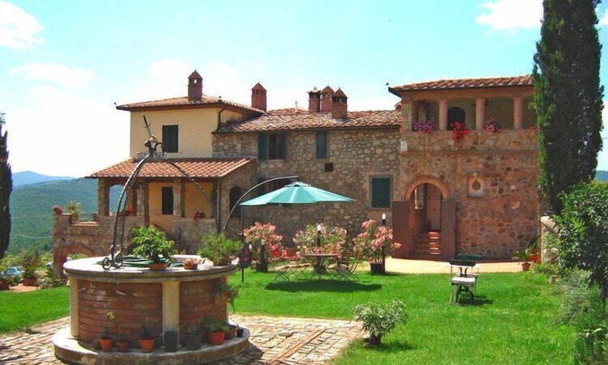 Chiusdino Apartment | Country House in Chiusdino with Panoramic Views