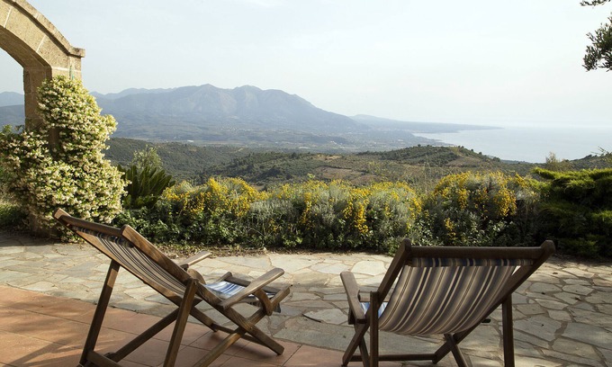 Lepreo Cottage | Country House in olive grove with stunning sea views