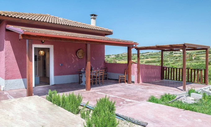 Sorso Ski Chalet | Country House 'La Valle degli Ulivi' with Mountain View, Wi-Fi and Air Conditioning