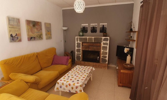 Lietor Cottage | Country House - Lietor 6 guests (4 bedrooms). Enjoy the tranquility.