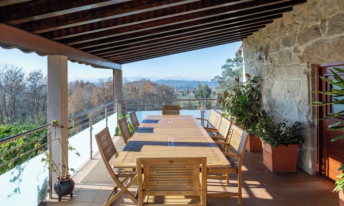 Salvaterra de Mino House | Country House 'Lugar Da Xacra' with Private Terrace, Private Garden and Wi-Fi