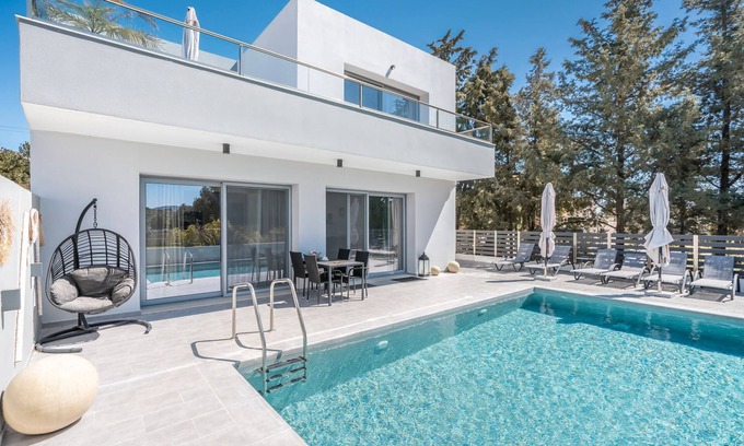 Archangelos Villa | Country House 'Mb Luxury' with Mountain View, Wi-Fi and Air Conditioning