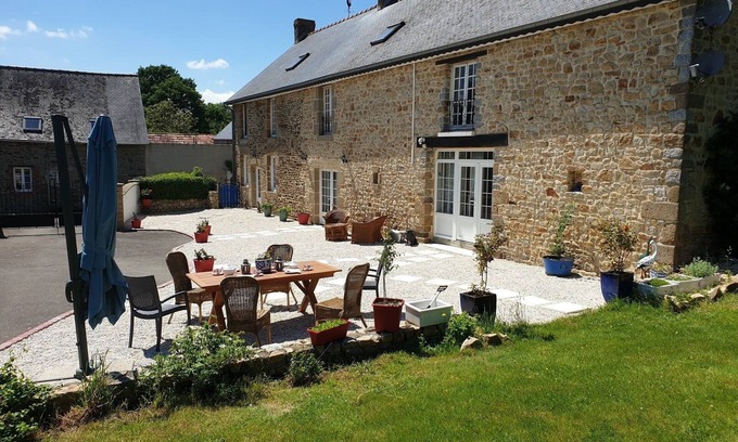 Villiers-le-Pre Apartment | Country house near Mont-St. Michel, Golf Courses, Paraglide off the cliffs