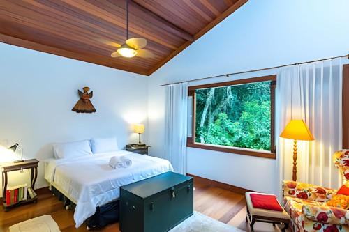 Araras House | Country House Secretário - 3 Suites, Pool, Sauna