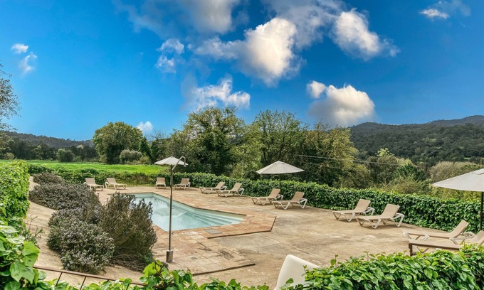 Madremanya House | Country House 'Tarres L'olivera Madremanya' with Mountain View, Wi-Fi and Air Conditioning