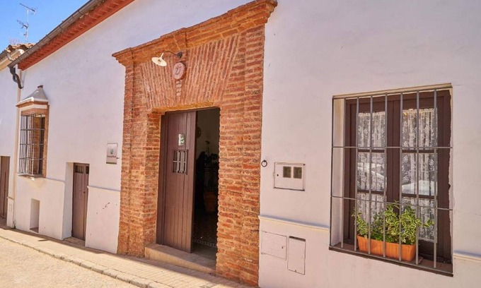 Fuenteheridos House | Country House 'Tragaluz Il' with Mountain View, Shared Terrace and Wi-Fi