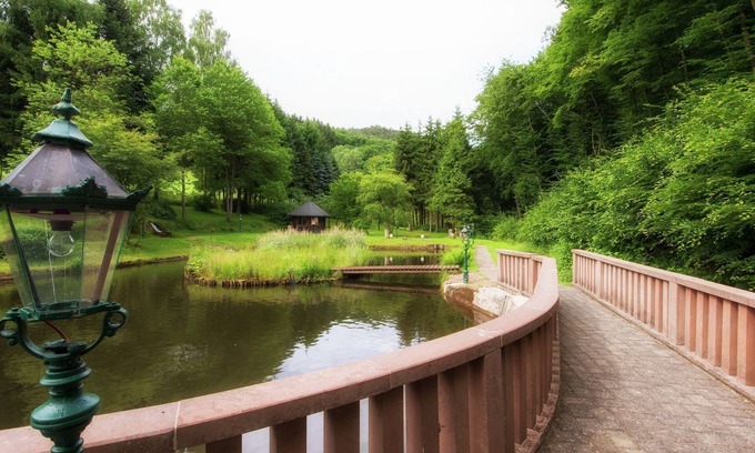 Heidweiler House | Country house with private garden