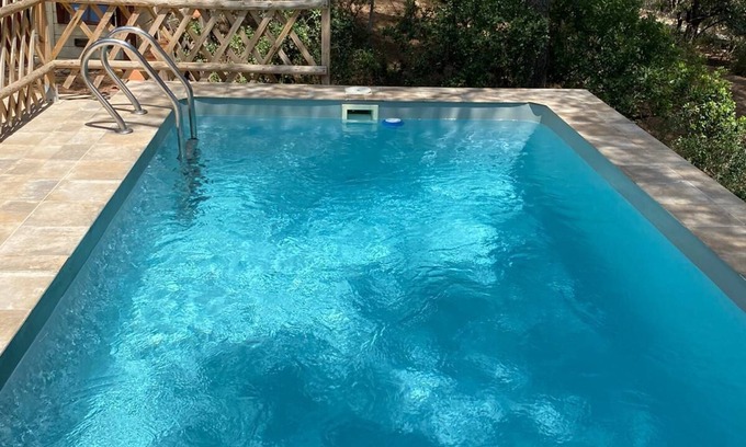 Torrent House | Country house with forest and swimming pool, near the beach (pet friendly).