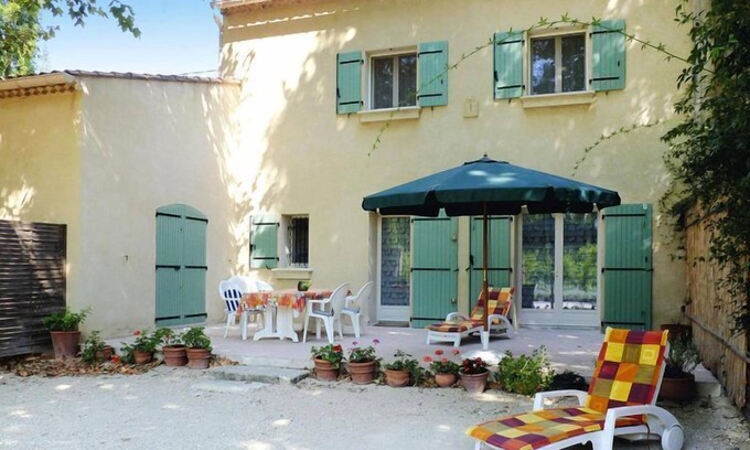Beaucaire House | Country house with private terrace, Beaucaire