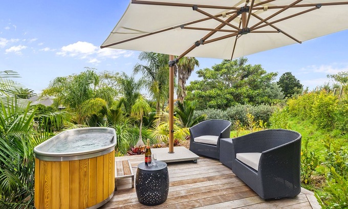 Warkworth House | Country Idyll - Sandspit Holiday Cottage