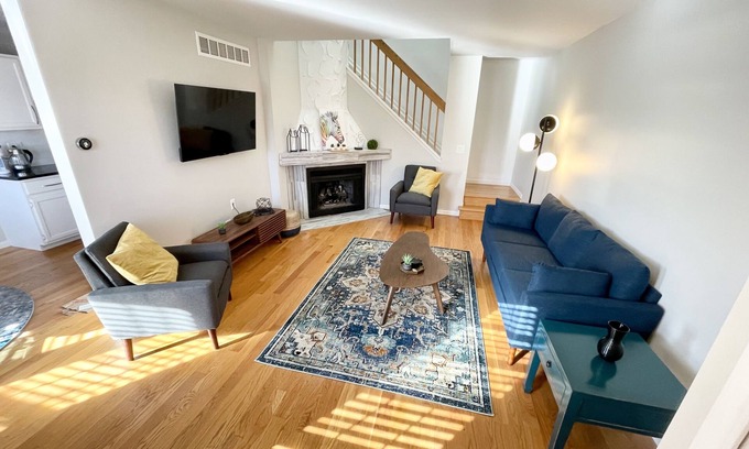 Farmington Hills House | Country in the city Townhouse