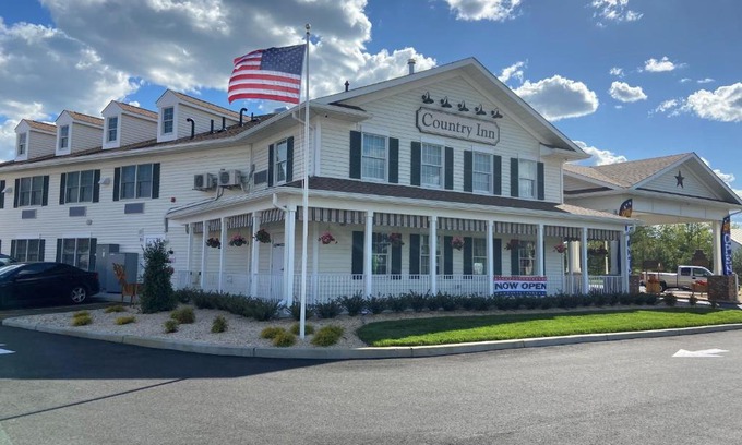 Hazlet Hotel | Country Inn of Hazlet