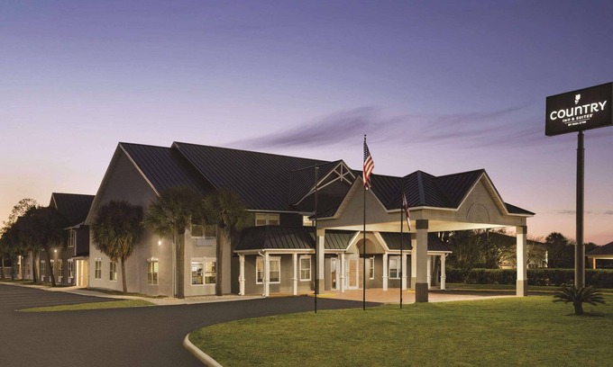 Panama City Hotel | Country Inn & Suites by Radisson, Panama City, FL
