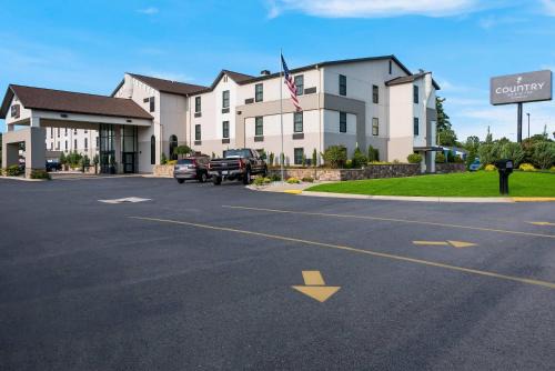 Grandville Hotel | Country Inn & Suites by Radisson, Grandville-Grand Rapids West, MI
