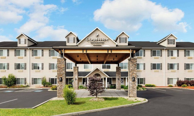 Big Flats Airport Hotel | Country Inn & Suites by Radisson, Big Flats (Elmira), NY