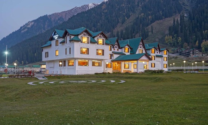 Sonamarg Hotel | Country Inn Suites by Radisson Sonamarg