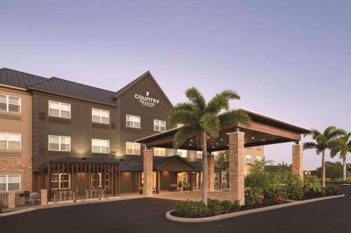 Braden River Hotel | Country Inn & Suites by Radisson, Bradenton-Lakewood-Ranch, FL