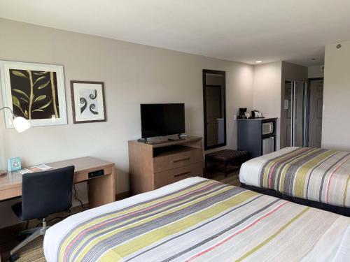 Harlingen Hotel | Country Inn & Suites by Radisson, Harlingen, TX