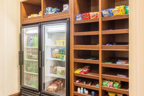 Cedar Bluff Hotel | Country Inn & Suites by Radisson, Knoxville at Cedar Bluff, TN