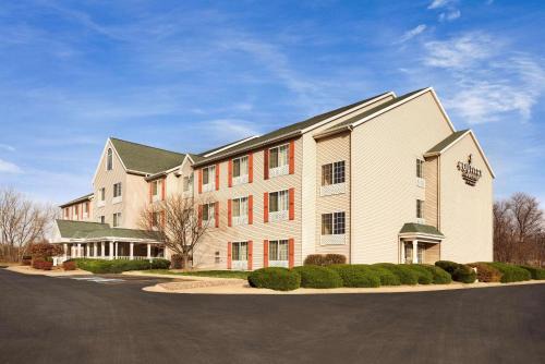 Clinton Hotel | Country Inn & Suites by Radisson, Clinton, IA