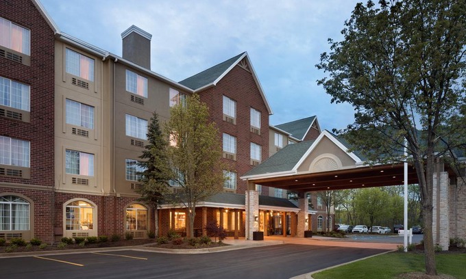 Novi Hotel | Country Inn & Suites by Radisson, Novi, MI