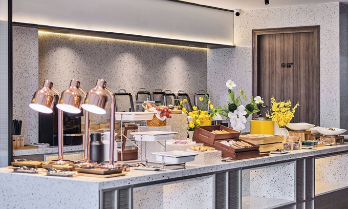 Xincheng Hotel | Country Inn & Suites Xi'an Bell Towers