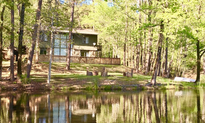 Ferndale House | Country living in the city Lakeview