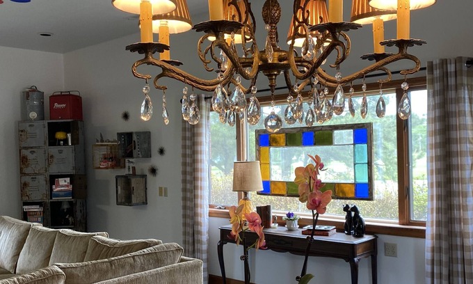 Fayetteville House | Country living in the city
